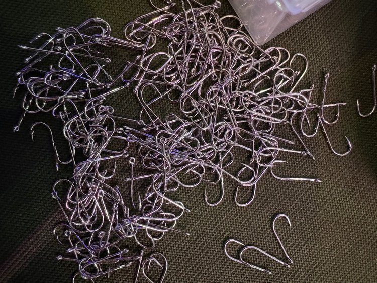 قلاب پایه بلند استیل پشت خاردار