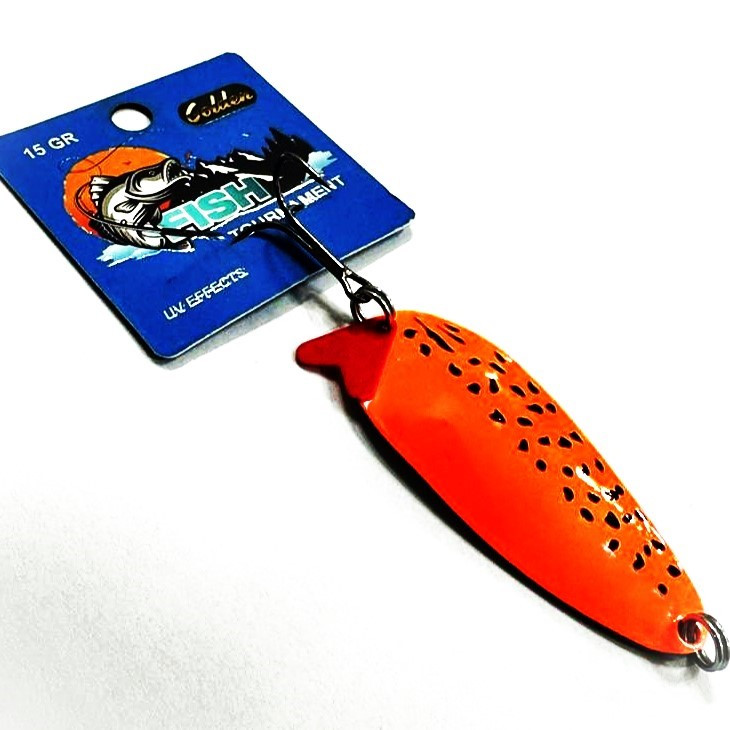 قاشقک نارنجی خالدار