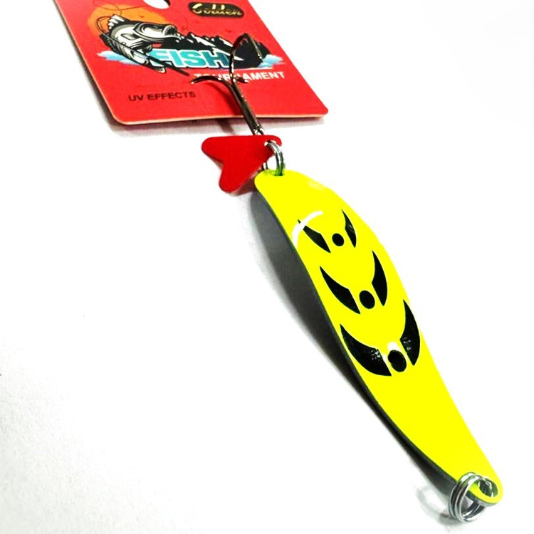 قاشقک زرد خال مشکی